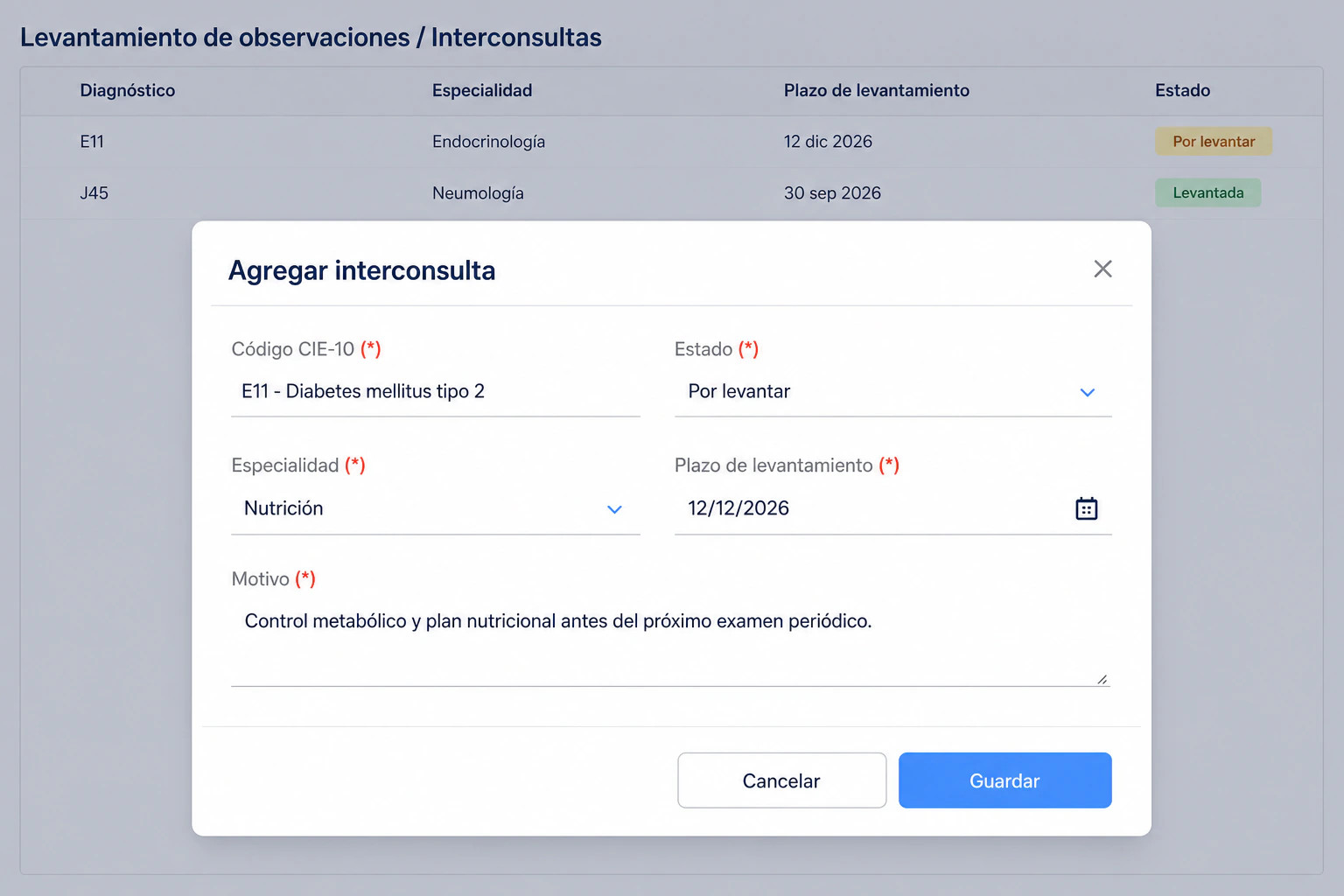 Registro de una interconsulta médica en LAUS con su código CIE-10, la especialidad derivada, el plazo de levantamiento y el estado